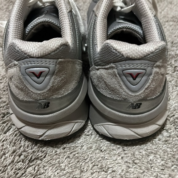 New Balance 990v5 - Picture 4 of 4